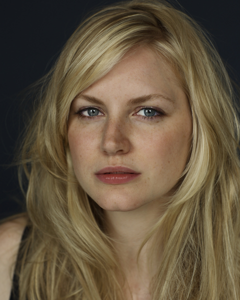 new york color head shot of Louise, actor